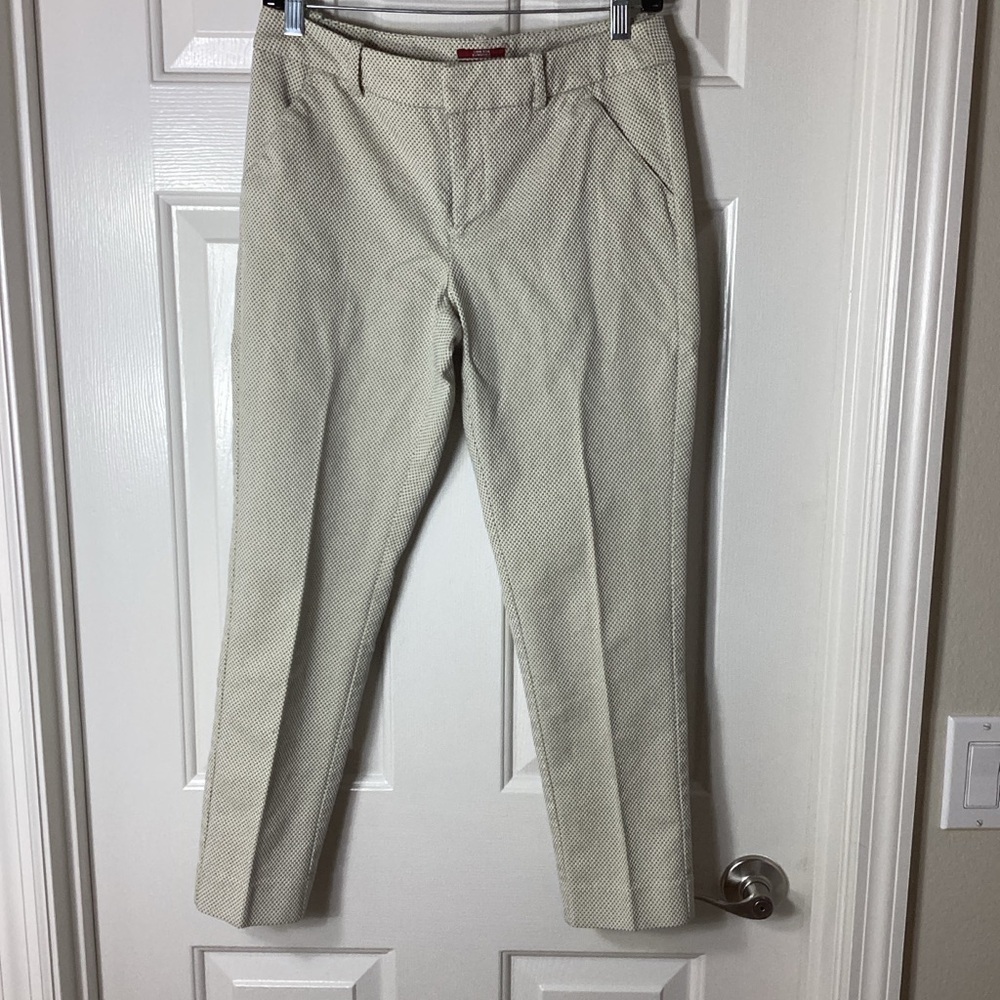 Merona Women's Tan Textured Stretch Straight Leg Pants Sz 4
